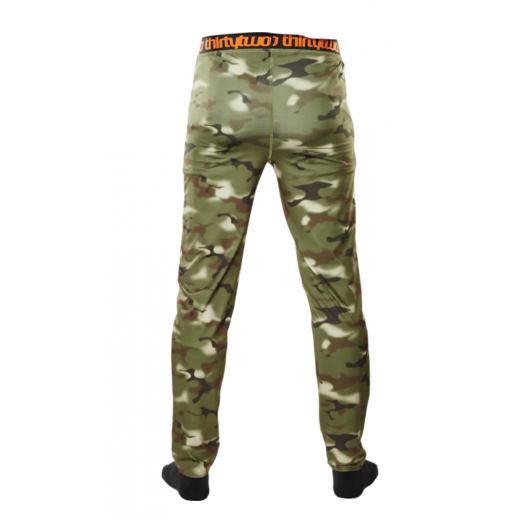Термобельё (низ) THIRTYTWO RIDELITE PANT CAMO 2023 Термобельё (низ) THIRTYTWO RIDELITE PANT CAMO 2023