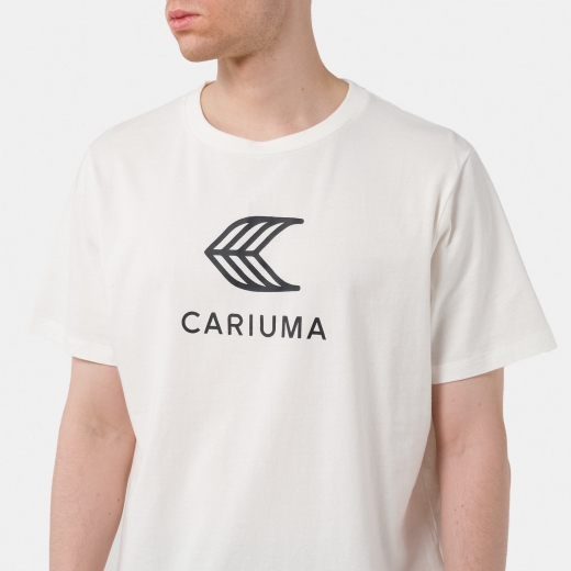 Футболка Cariuma Logo 2024 Off-White Футболка Cariuma Logo 2024 Off-White