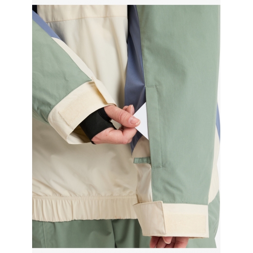 Женский анорак ROXY CHLOE KIM ANORAK 2025 PASTEL GREEN Женский анорак ROXY CHLOE KIM ANORAK 2025 PASTEL GREEN