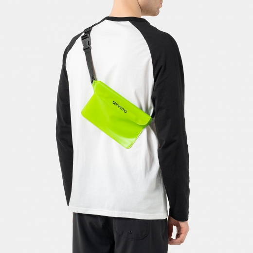 Водонепроницаемый чехол для телефона KYOTO BERUTO MOBILE BAG 2023 YELLOW Водонепроницаемый чехол для телефона KYOTO BERUTO MOBILE BAG 2023 YELLOW