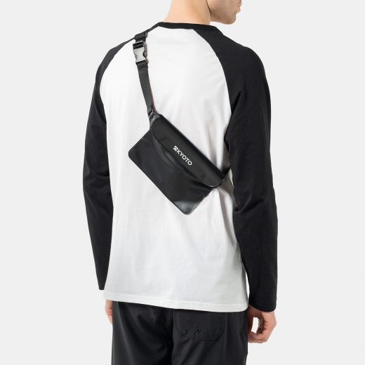 Водонепроницаемый чехол для телефона KYOTO BERUTO MOBILE BAG 2023 BLACK Водонепроницаемый чехол для телефона KYOTO BERUTO MOBILE BAG 2023 BLACK